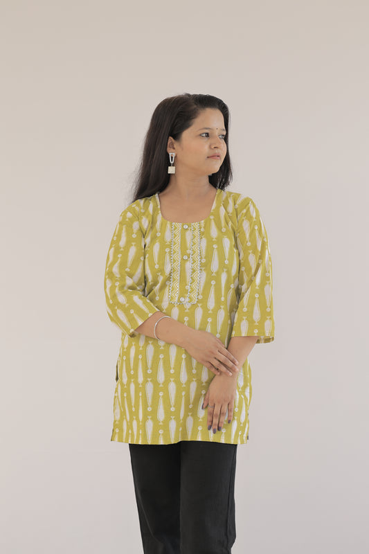 Golden Aura Kurti