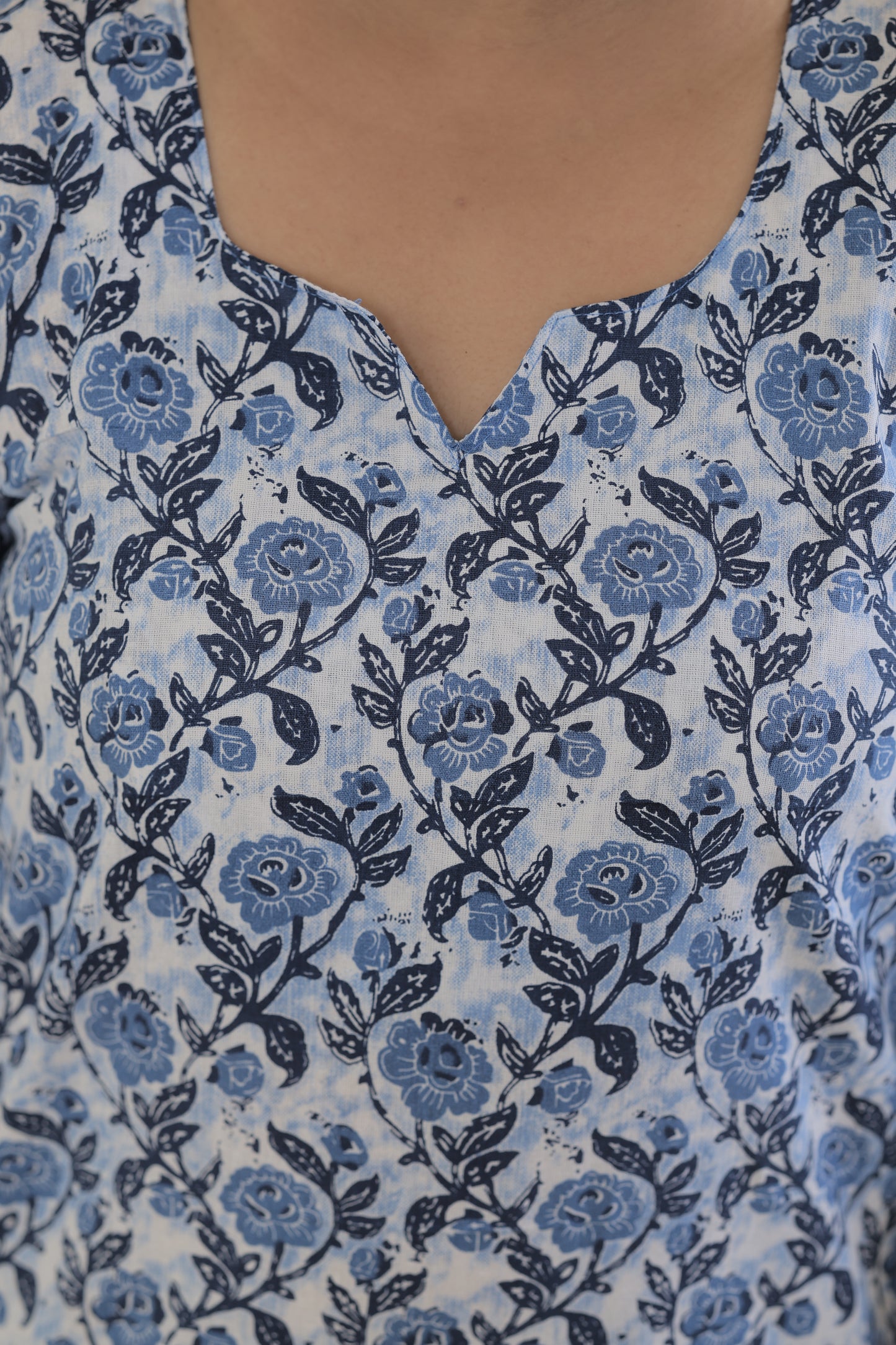 Blue Flora Daily Wear